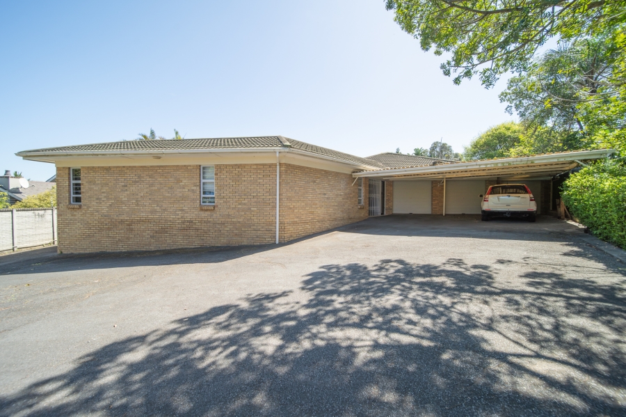 4 Bedroom Property for Sale in Beacon Bay Eastern Cape